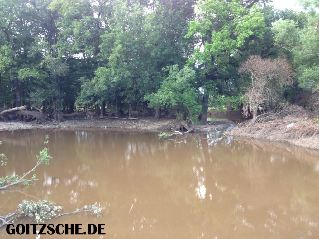 Hochwasser Nähe des Wehr Lober Leine Kanal